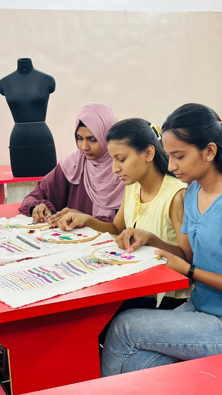 Fashion design student at NIF Kondhwa